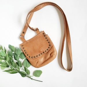Tennis studs leather crossbody bag tan